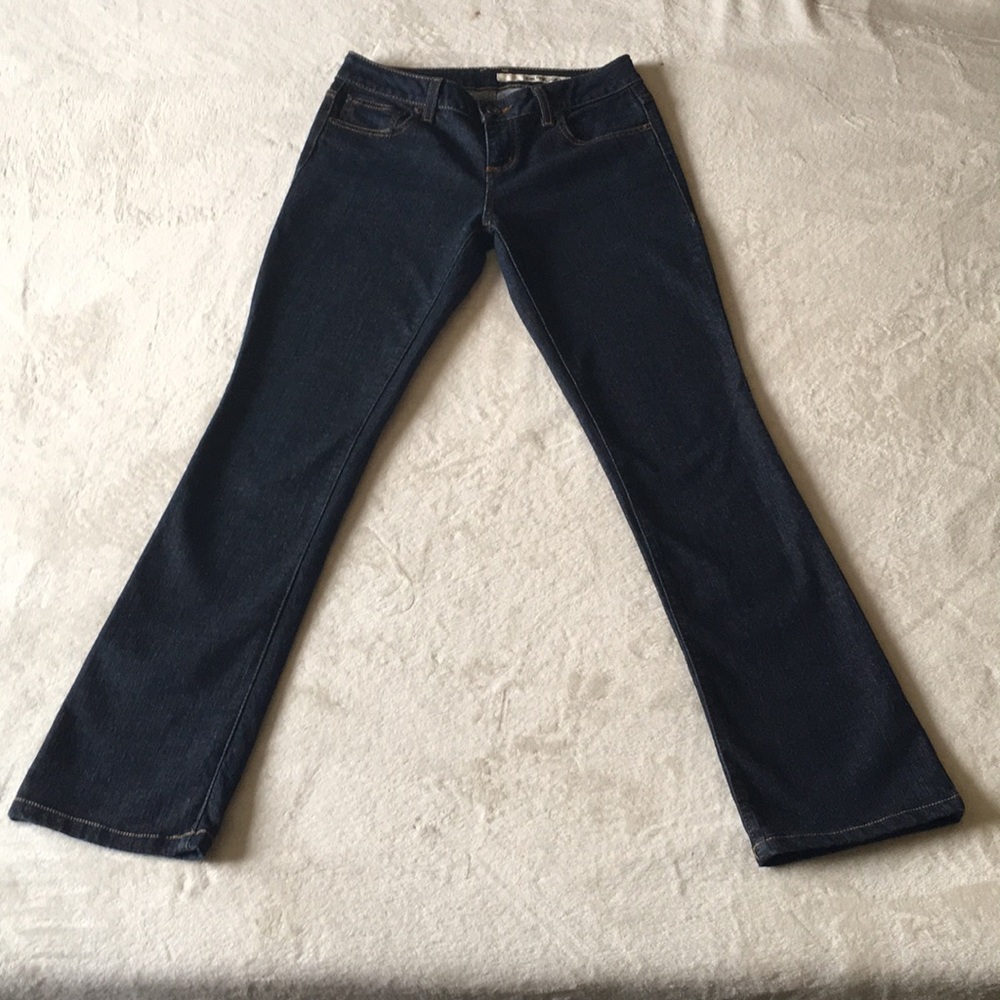 DKNY Straight Fit Ave B Jeans